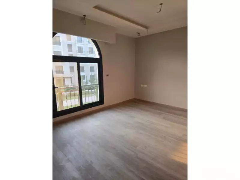 https://aqarmap.com.eg/en/listing/6403563-for-rent-cairo-el-sheikh-zayed-city-compounds-kmbwnd-fyldj-wyst-dr-llttwyr