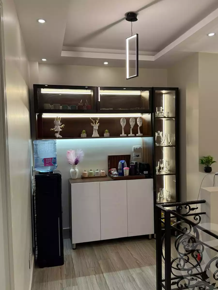 https://aqarmap.com.eg/ar/listing/6403812-for-sale-cairo-6th-of-october-hadaeq-october-kmbwnd-fy-hdyq-ktwbr-shjr-ryzydns-y-jy-y-llttwyr
