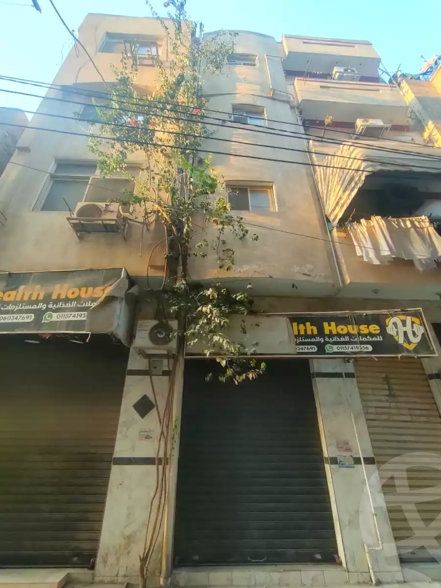 https://aqarmap.com.eg/en/listing/6404464-for-sale-monufia-shibin-el-kom-shebeen-el-kom-city-paris-st
