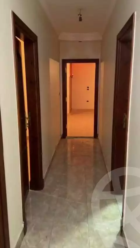 https://aqarmap.com.eg/ar/listing/6405846-for-sale-cairo-el-haram-shareaa-khatem-el-morsalen