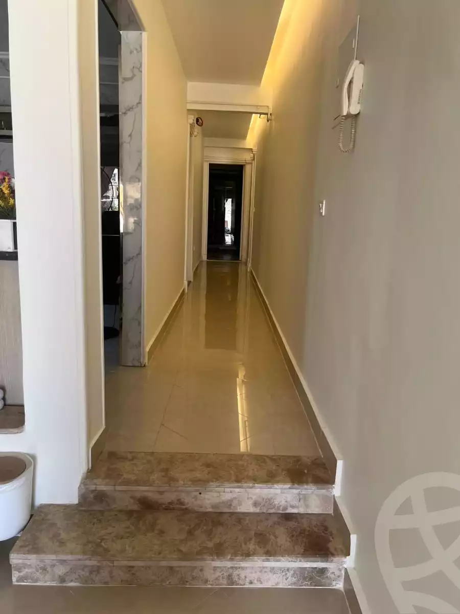 https://aqarmap.com.eg/en/listing/6406383-for-sale-cairo-new-cairo-el-ahyaa-second-neighborhood-street-26