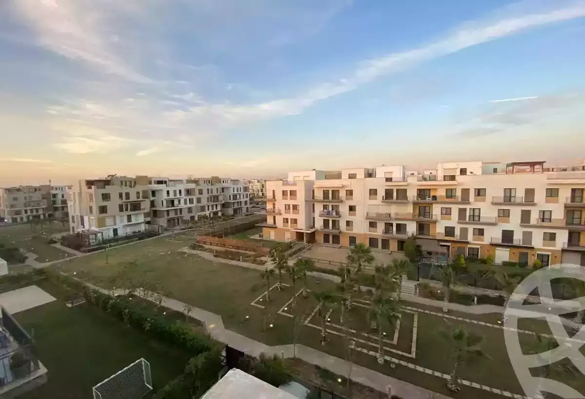 https://aqarmap.com.eg/en/listing/6414369-for-sale-cairo-el-sheikh-zayed-city-compounds-the-courtyard