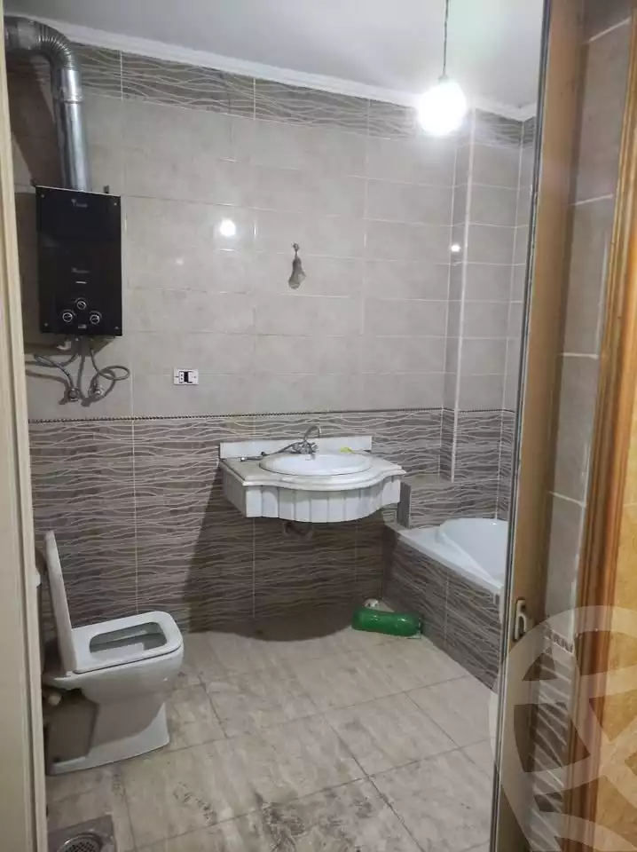 https://aqarmap.com.eg/en/listing/6414696-for-rent-cairo-faisal-kafr-tohormos-al-estrahah-st