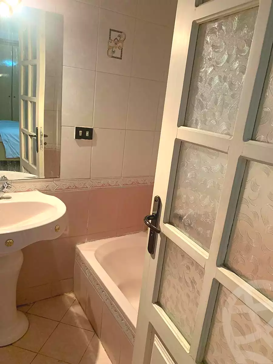 https://aqarmap.com.eg/ar/listing/6414949-for-sale-cairo-ain-shams-el-naam-ali-radwan-st