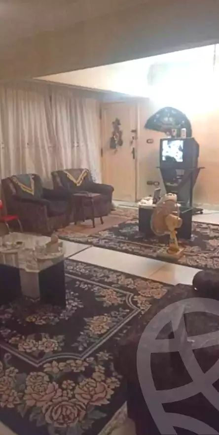 https://aqarmap.com.eg/ar/listing/6415008-for-sale-cairo-ain-shams-ahmed-esmat-st
