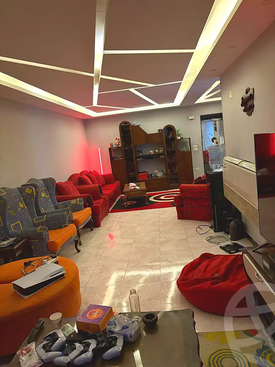 https://aqarmap.com.eg/en/listing/6415365-for-sale-cairo-helwan-helwan-el-sharkeya-ryad-pasha-st