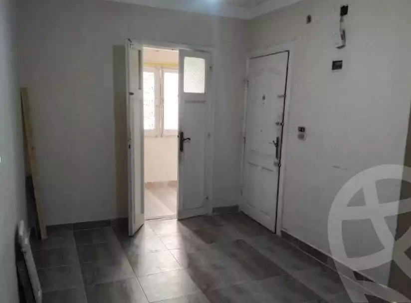 https://aqarmap.com.eg/en/listing/6416285-for-rent-alexandria-el-chatby-zakareya-ghoneim-st