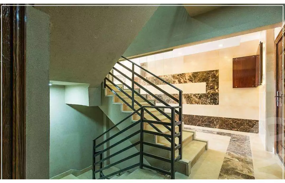 https://aqarmap.com.eg/ar/listing/6417875-for-sale-cairo-6th-of-october-hadaeq-october-kmbwnd-fy-hdyq-ktwbr-kenz