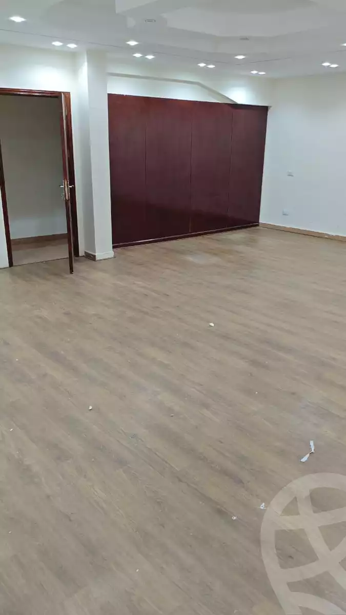 https://aqarmap.com.eg/ar/listing/6418054-for-rent-cairo-new-cairo-90th-street-northern-90th-street