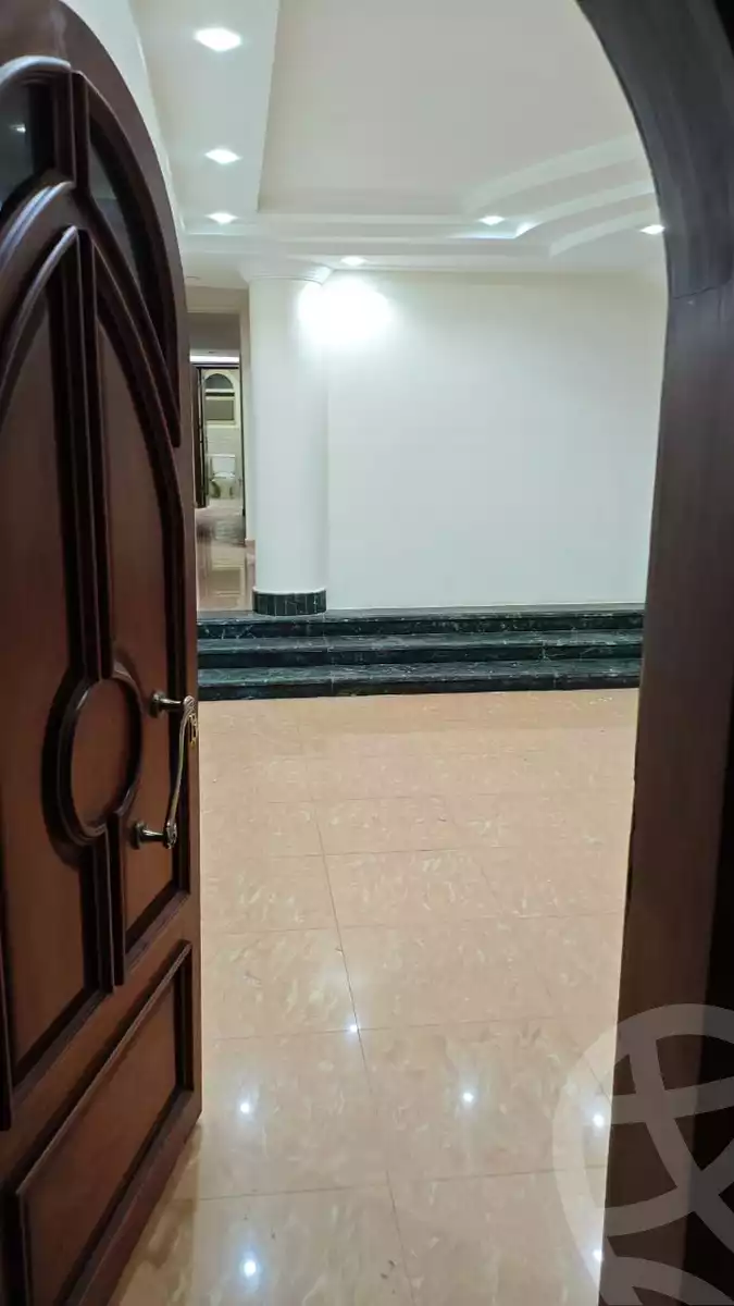 https://aqarmap.com.eg/ar/listing/6418054-for-rent-cairo-new-cairo-90th-street-northern-90th-street