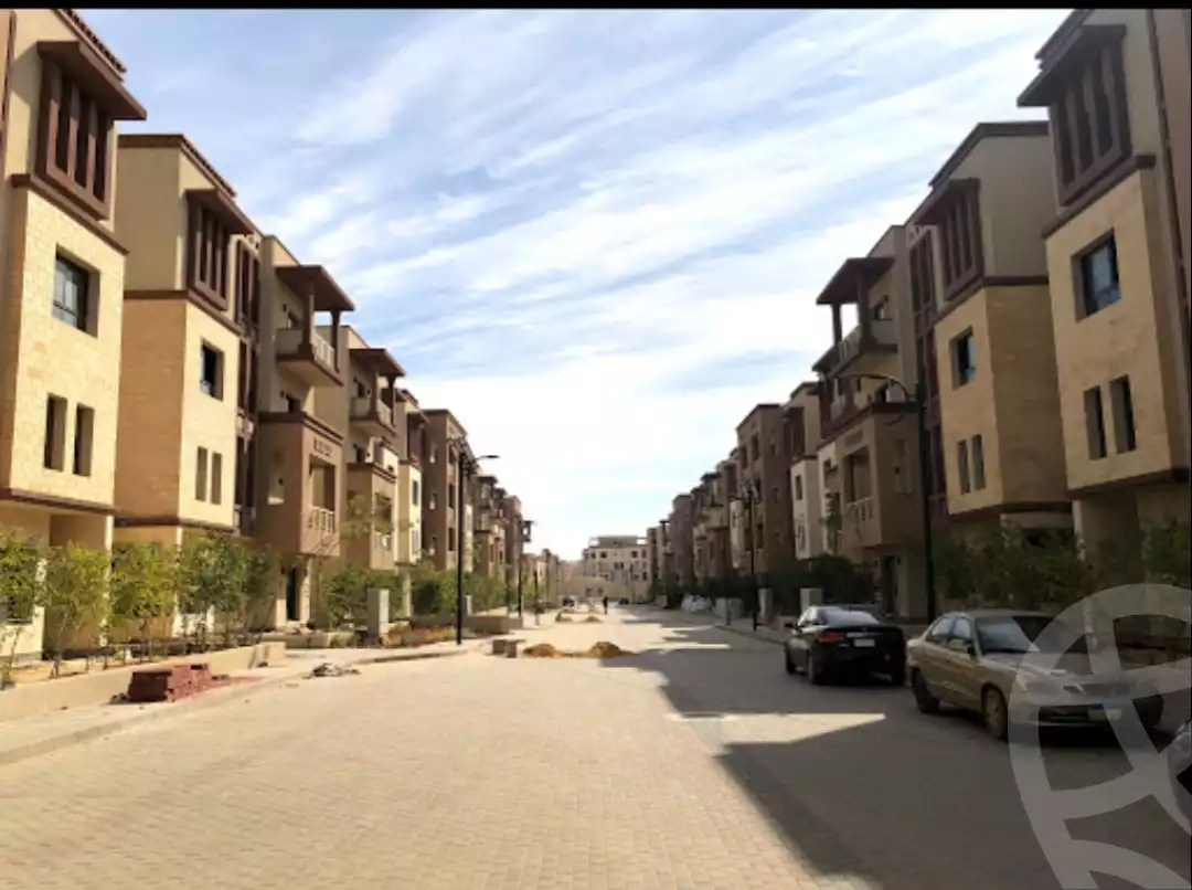 https://aqarmap.com.eg/en/listing/6420950-for-sale-cairo-6th-of-october-compounds-green-5