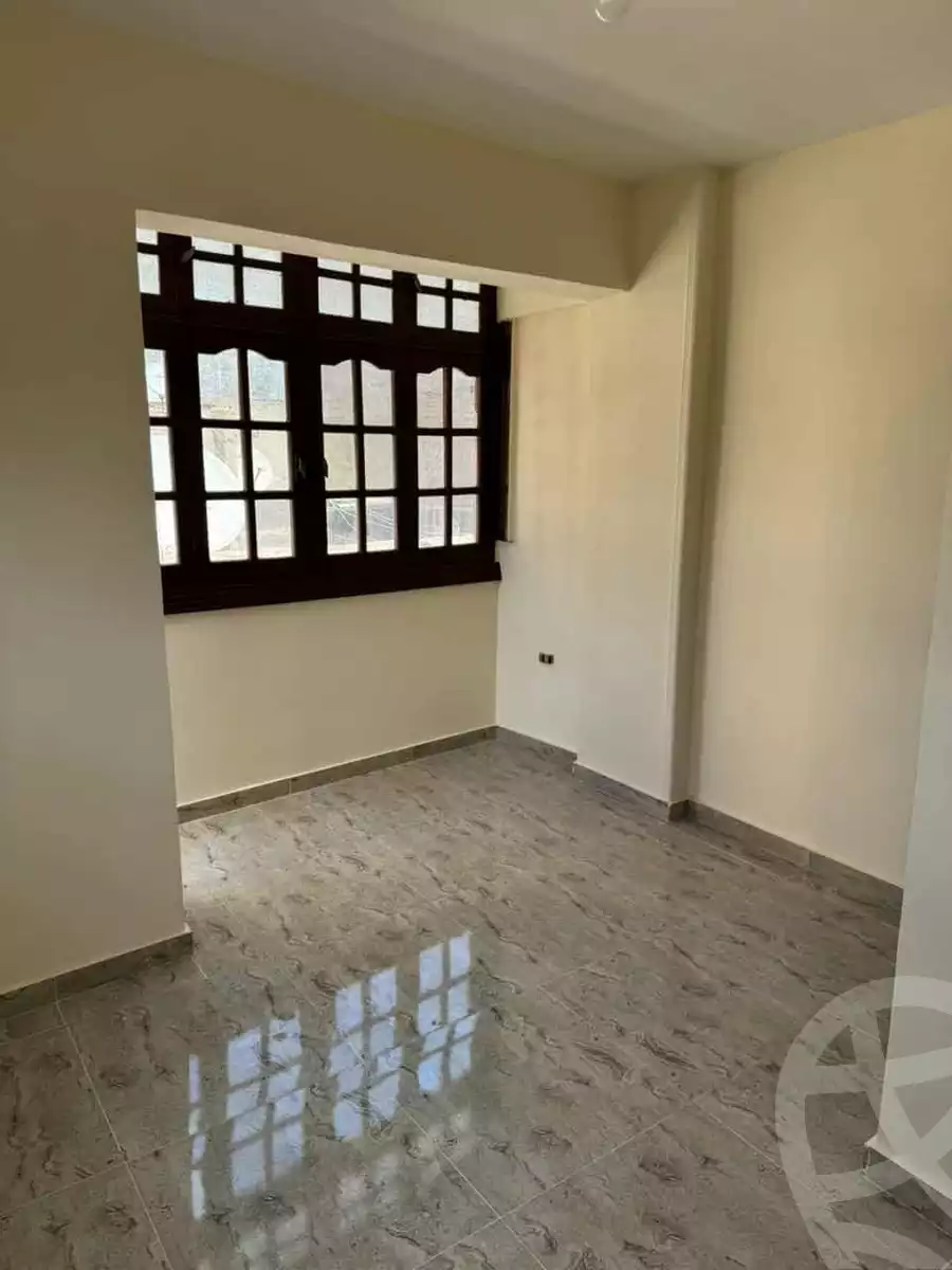 https://aqarmap.com.eg/ar/listing/6421134-for-sale-alexandria-ganaklis-shr-bw-qyr-tryq-lhry