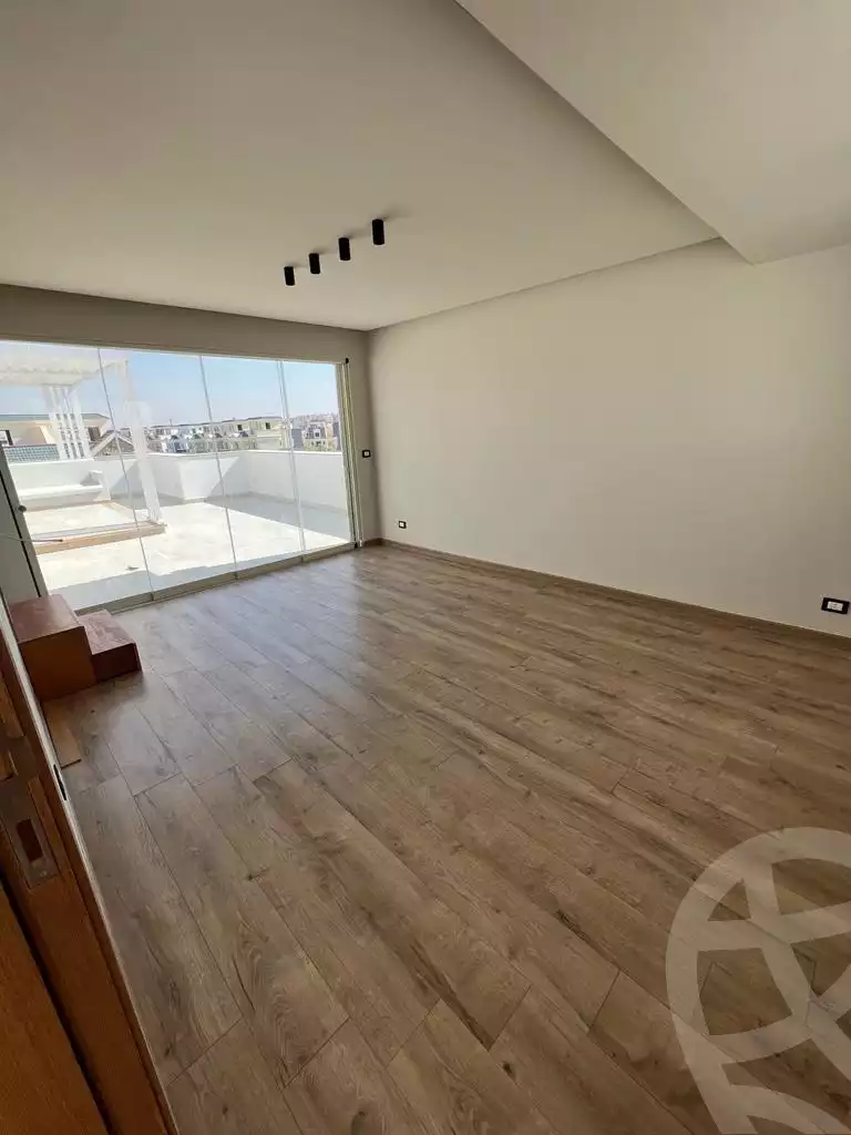 https://aqarmap.com.eg/ar/listing/6422338-for-rent-cairo-6th-of-october-compounds-mountain-view-chillout-park-mountain-view-lakeside