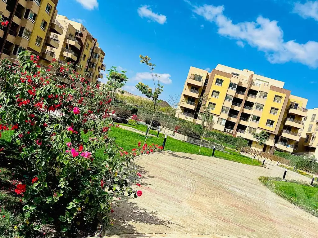 https://aqarmap.com.eg/en/listing/6425459-for-sale-cairo-new-cairo-compounds-brwmynd-ryzydns-wdy-djl-llttwyr