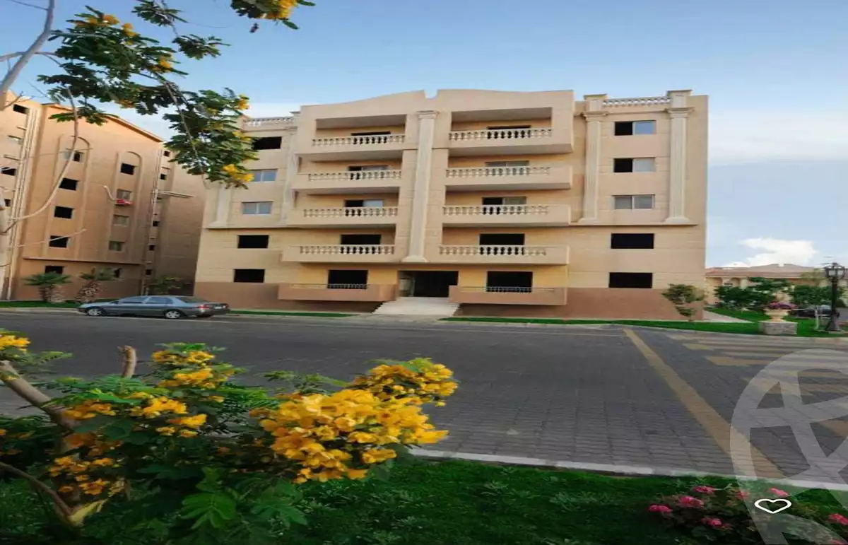 https://aqarmap.com.eg/en/listing/6425166-for-sale-cairo-new-cairo-compounds-el-ashrafia