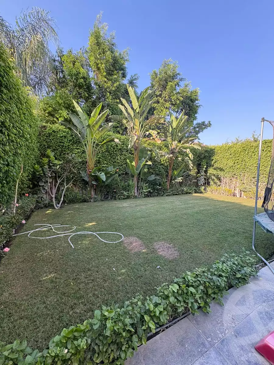 https://aqarmap.com.eg/ar/listing/6425906-for-sale-cairo-el-sheikh-zayed-city-compounds-greens
