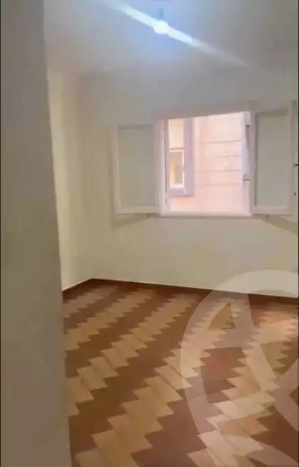https://aqarmap.com.eg/ar/listing/6427900-for-rent-alexandria-ganaklis-shr-mrtdy-bsh