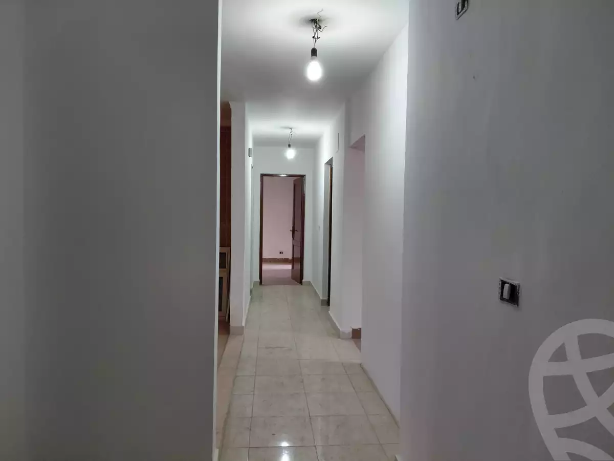 https://aqarmap.com.eg/ar/listing/6428280-for-rent-cairo-new-cairo-madinaty-first-zone-buildings-17th-st.