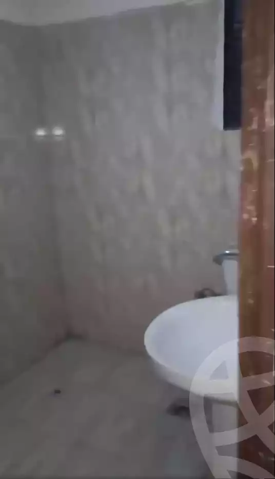 https://aqarmap.com.eg/en/listing/6430454-for-sale-cairo-ain-shams-ahmed-esmat-st
