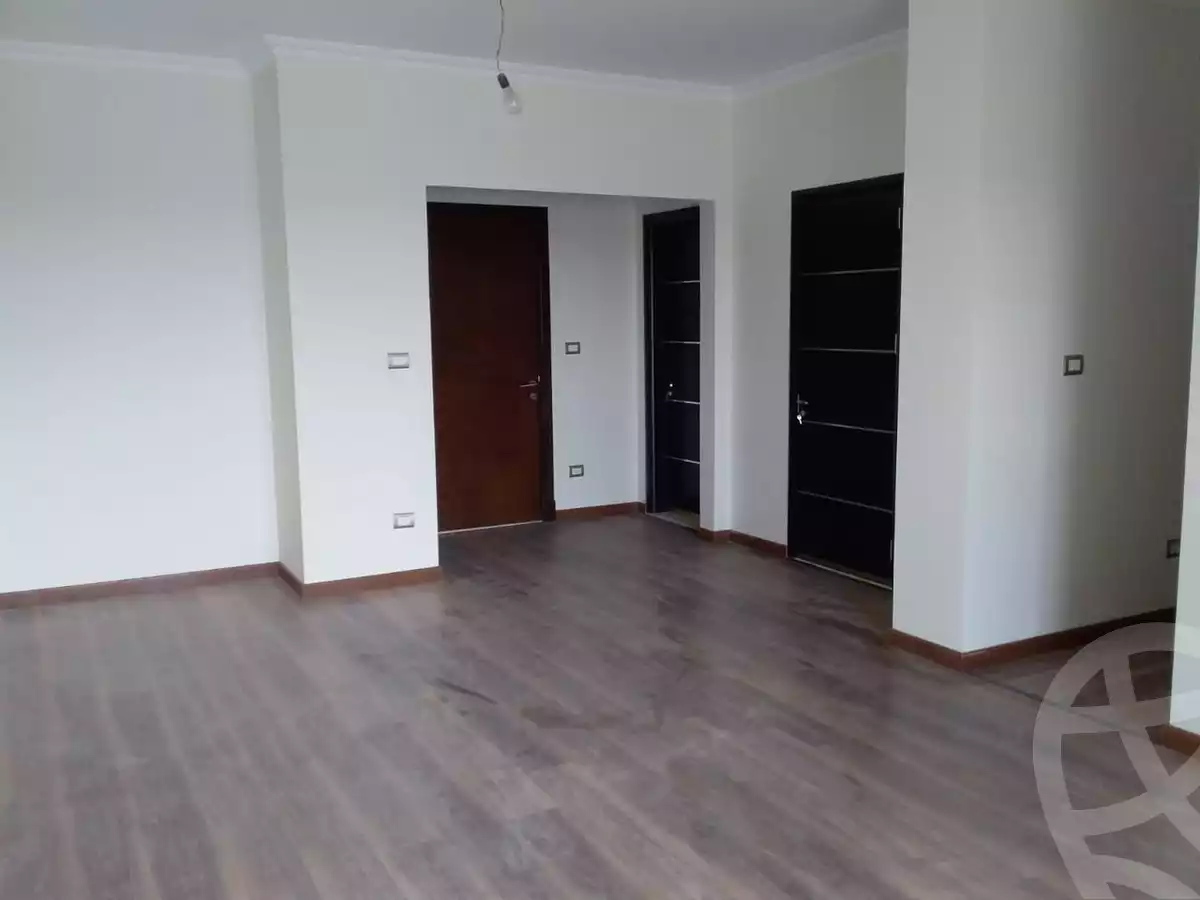 https://aqarmap.com.eg/ar/listing/6432558-for-rent-cairo-6th-of-october-compounds-october-plaza