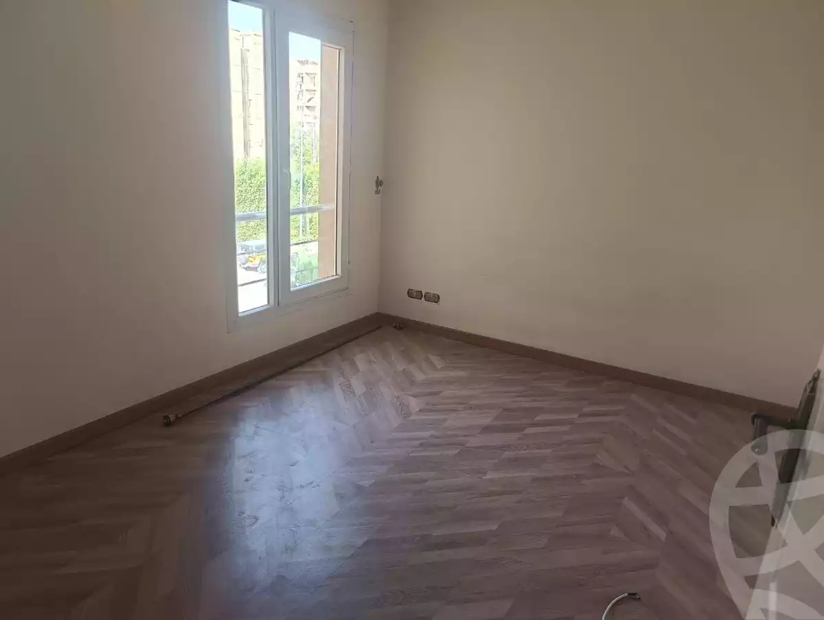 https://aqarmap.com.eg/ar/listing/6432558-for-rent-cairo-6th-of-october-compounds-october-plaza
