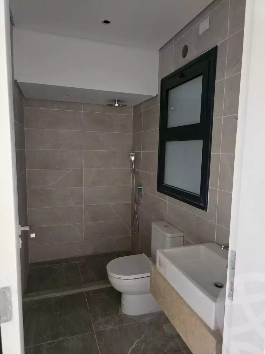 https://aqarmap.com.eg/ar/listing/6432882-for-rent-cairo-el-sheikh-zayed-city-compounds-kmbwnd-fyldj-wyst-dr-llttwyr