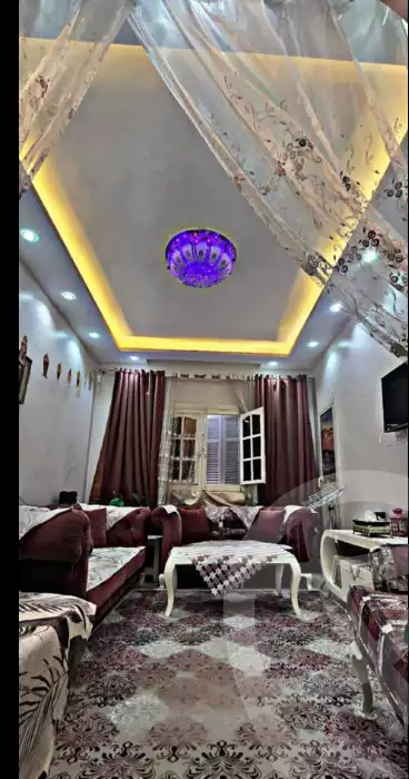 https://aqarmap.com.eg/ar/listing/6436040-for-sale-cairo-helwan-helwan-el-sharkeya-mostafa-safwat-st