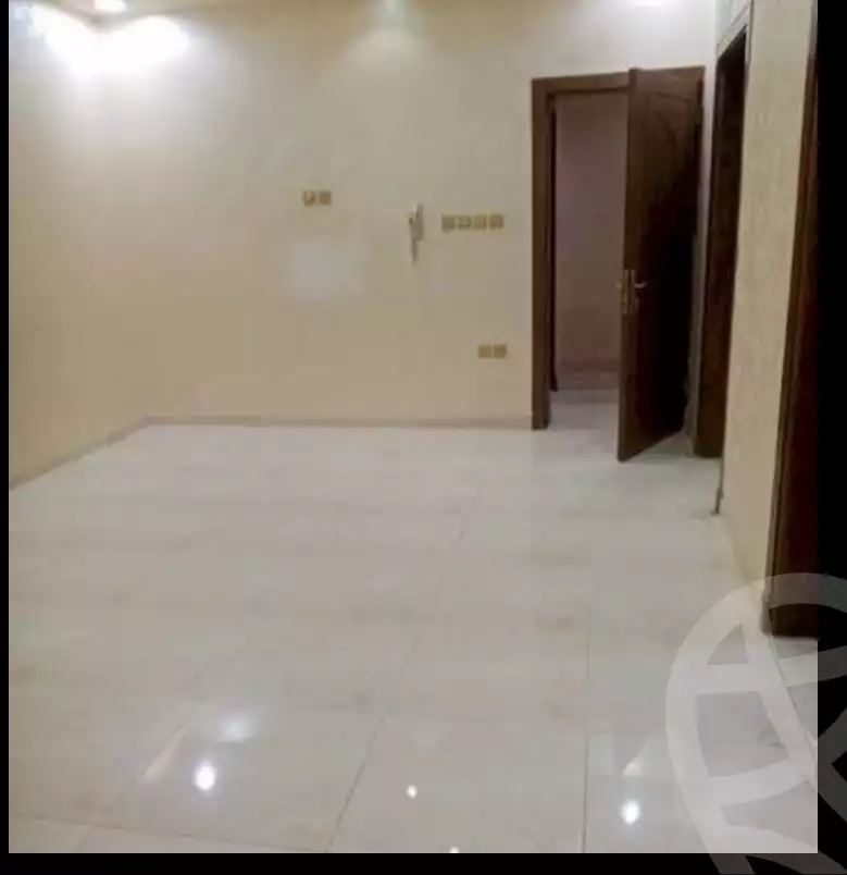 https://aqarmap.com.eg/ar/listing/6438401-for-rent-cairo-el-haram-shareaa-el-haram
