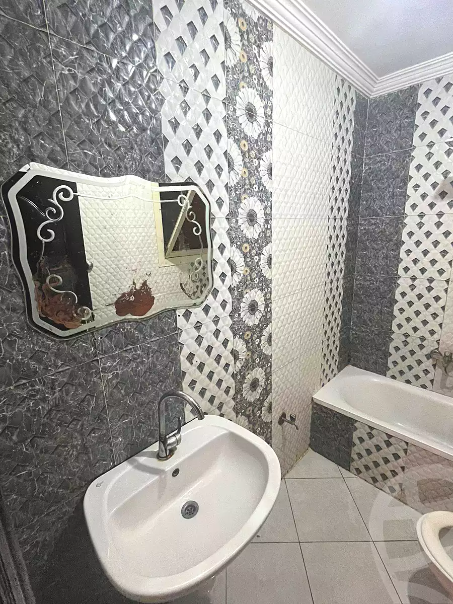 https://aqarmap.com.eg/ar/listing/6439850-for-rent-cairo-ain-shams-alf-maskn