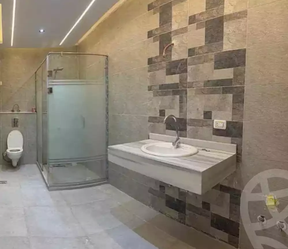 https://aqarmap.com.eg/ar/listing/6440969-for-rent-cairo-helwan-hadayek-helwan-nile-corniche-st