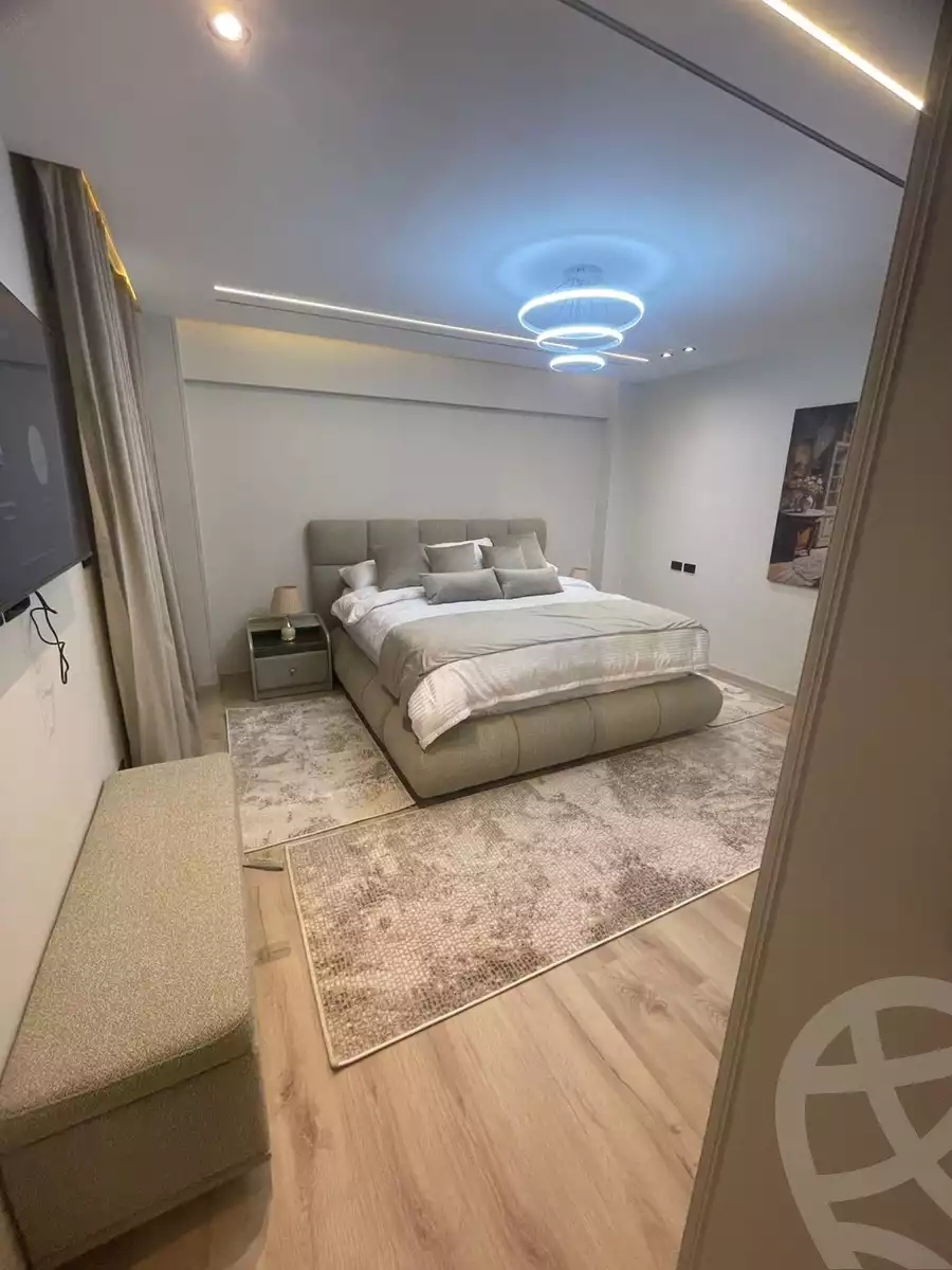 https://aqarmap.com.eg/en/listing/6442600-for-sale-cairo-new-cairo-compounds-mwrd-fq-llttwyr