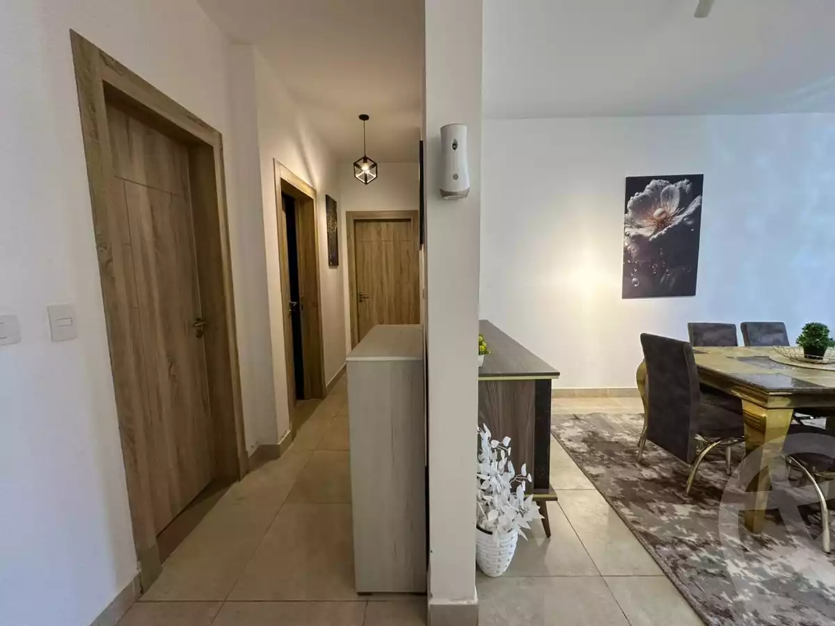 https://aqarmap.com.eg/ar/listing/6445828-for-rent-cairo-new-cairo-compounds-fifth-square