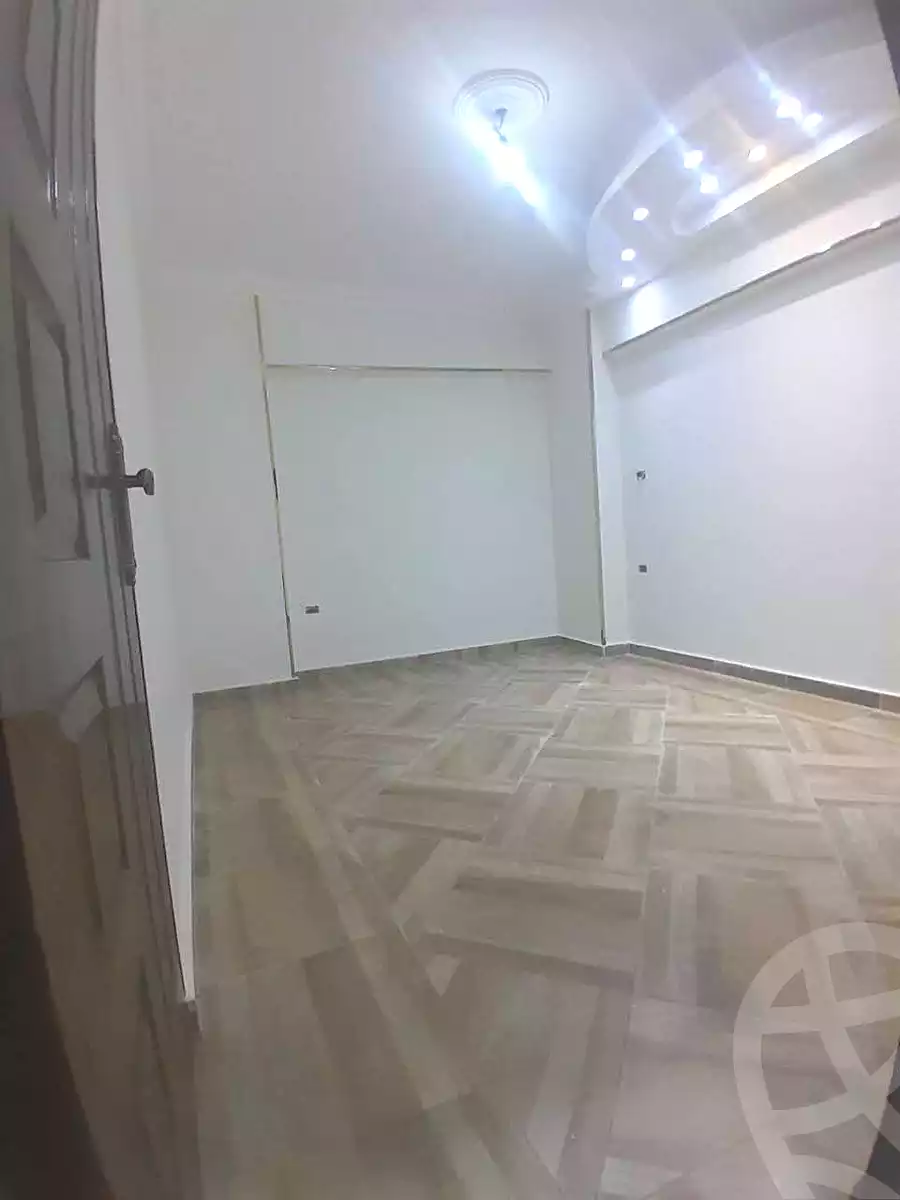 https://aqarmap.com.eg/ar/listing/6447395-for-sale-alexandria-el-asafra-l-sfr-bhry