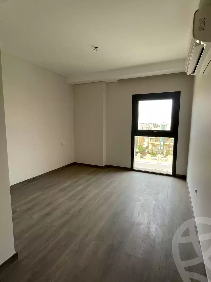 https://aqarmap.com.eg/en/listing/6448877-for-sale-cairo-el-sheikh-zayed-city-compounds-zyd-wr-llttwyr-z-tower