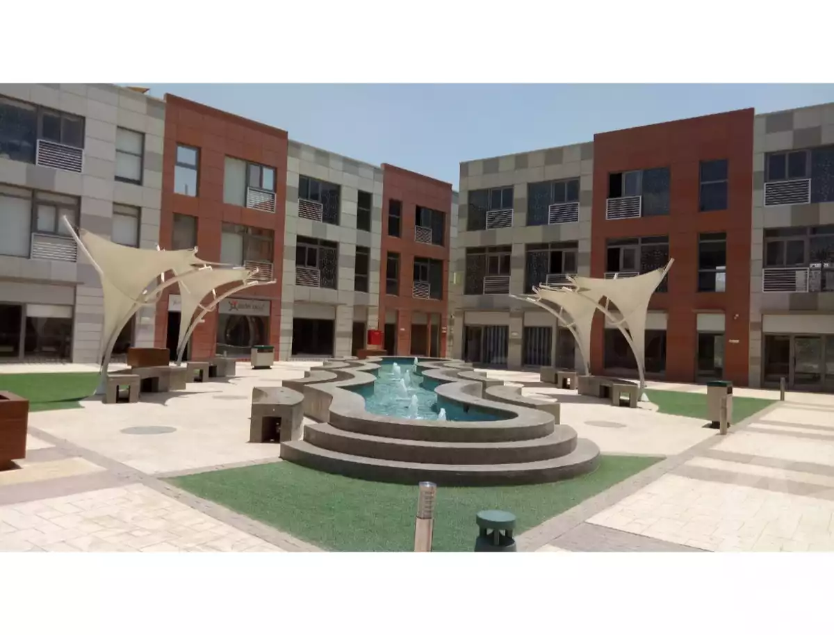 https://aqarmap.com.eg/en/listing/6448929-for-sale-cairo-el-sheikh-zayed-city-compounds-the-courtyard-mall-dorra