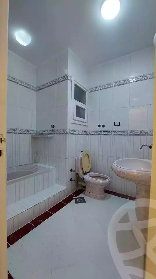 https://aqarmap.com.eg/en/listing/6448963-for-sale-alexandria-l-jmy-shataa-el-nakheel