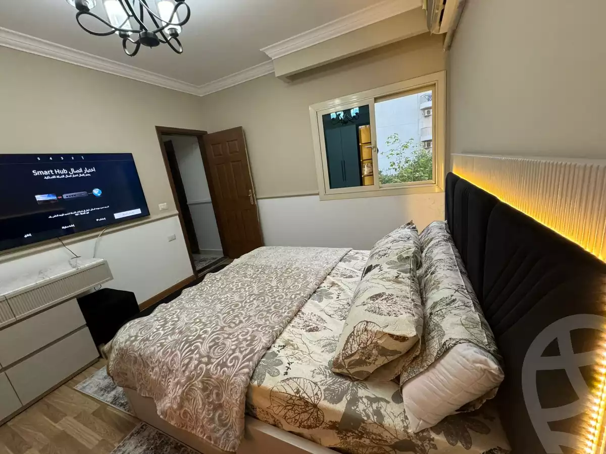 https://aqarmap.com.eg/en/listing/6452290-for-rent-cairo-el-sheikh-zayed-city-compounds-dh-drys