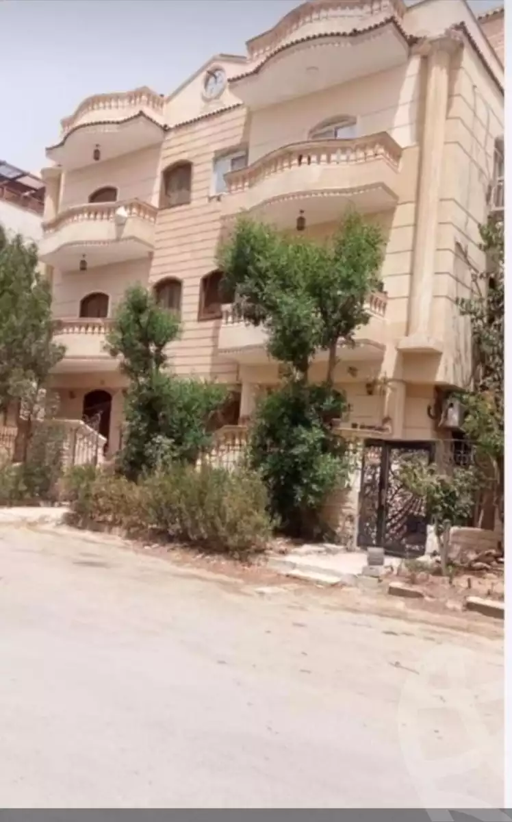 https://aqarmap.com.eg/ar/listing/6454376-for-sale-cairo-new-cairo-el-ahyaa-fourth-neighborhood-street-1