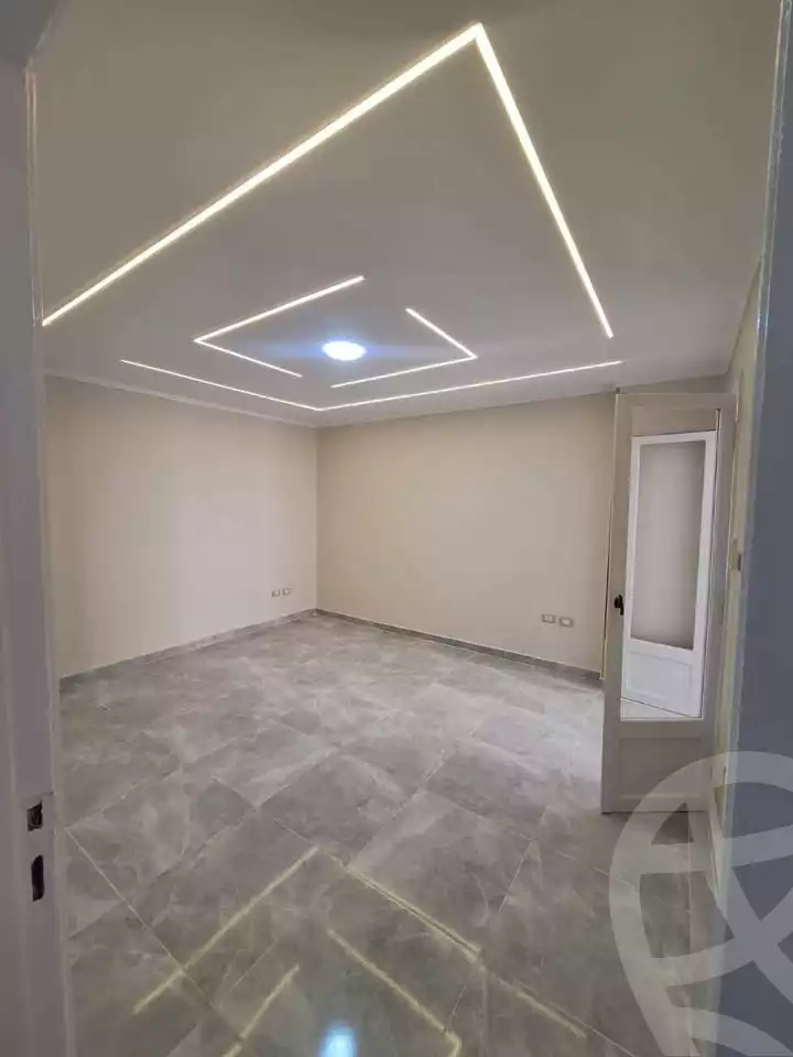 https://aqarmap.com.eg/en/listing/6456649-for-sale-alexandria-miami-45-street