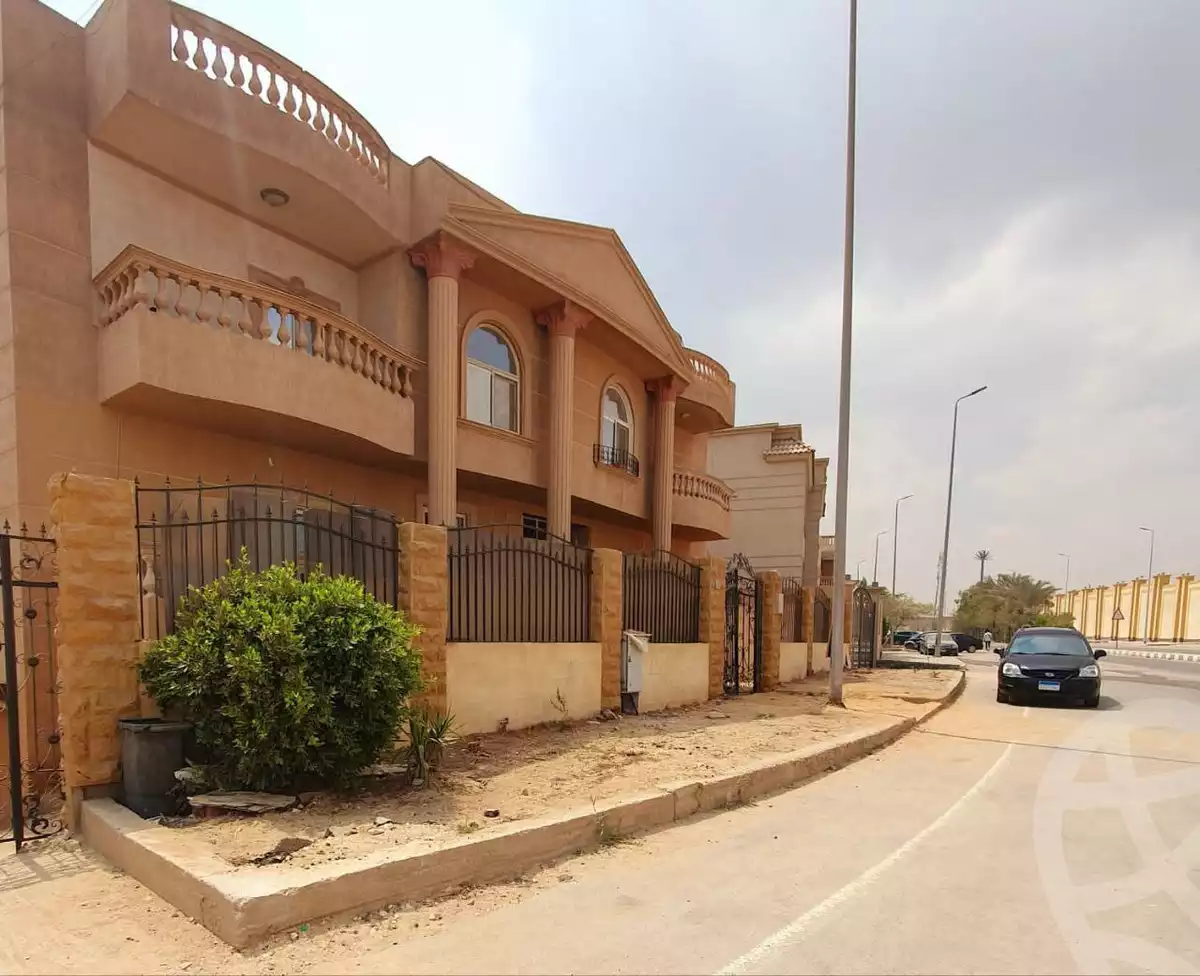 https://aqarmap.com.eg/en/listing/6461389-for-sale-cairo-new-cairo-sharq-el-akadamiya-al-tahrir-st