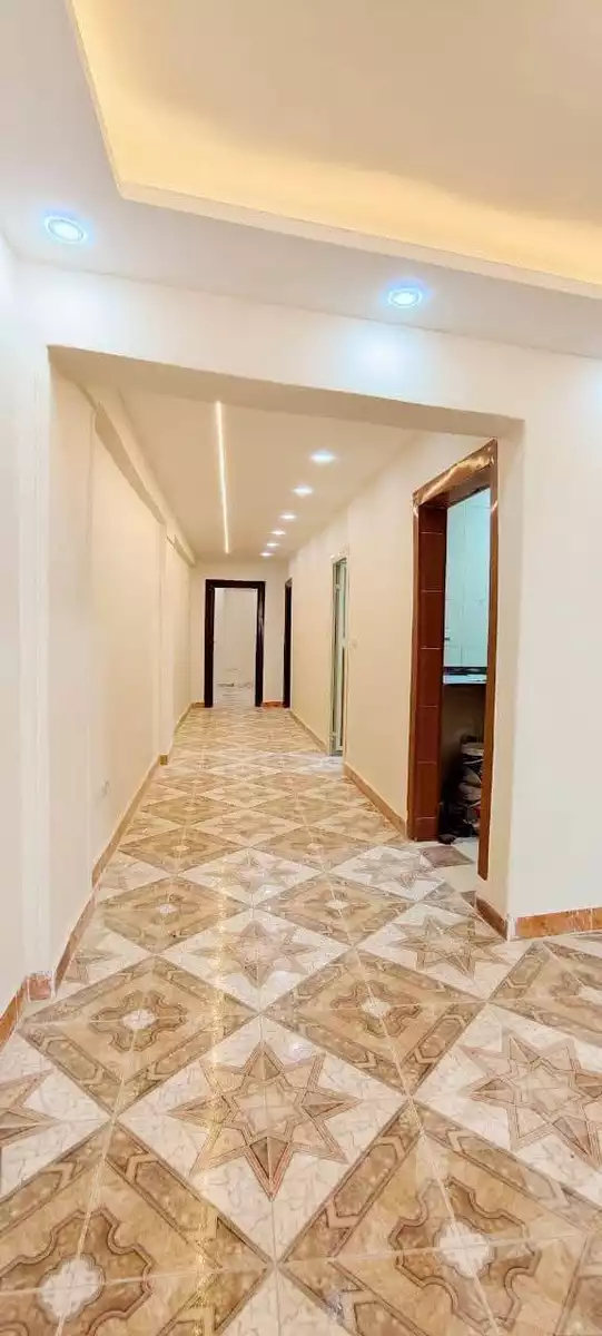 https://aqarmap.com.eg/ar/listing/6463325-for-sale-alexandria-l-jmy-lbytsh-al-kaada-st