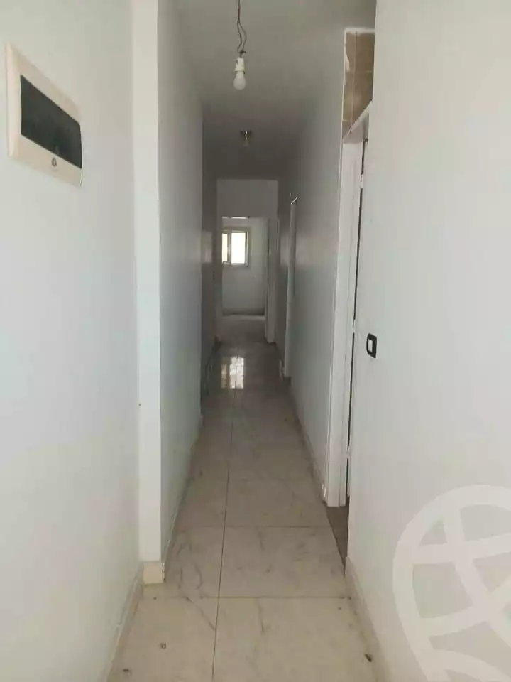 https://aqarmap.com.eg/ar/listing/6464963-for-rent-alexandria-shds