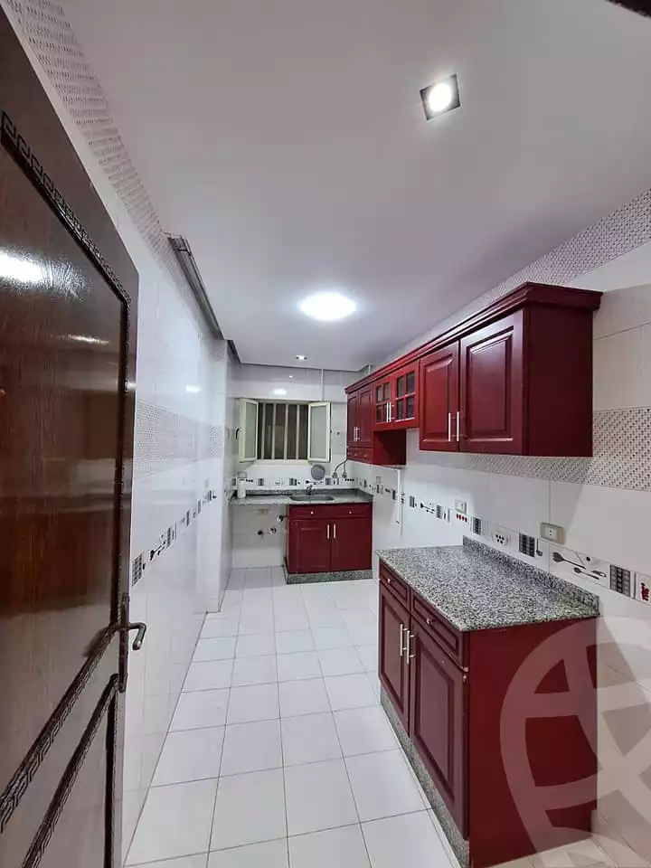 https://aqarmap.com.eg/ar/listing/6465789-for-sale-alexandria-sydy-bshr-sydy-bshr-bhry-shr-khld-bn-lwlyd