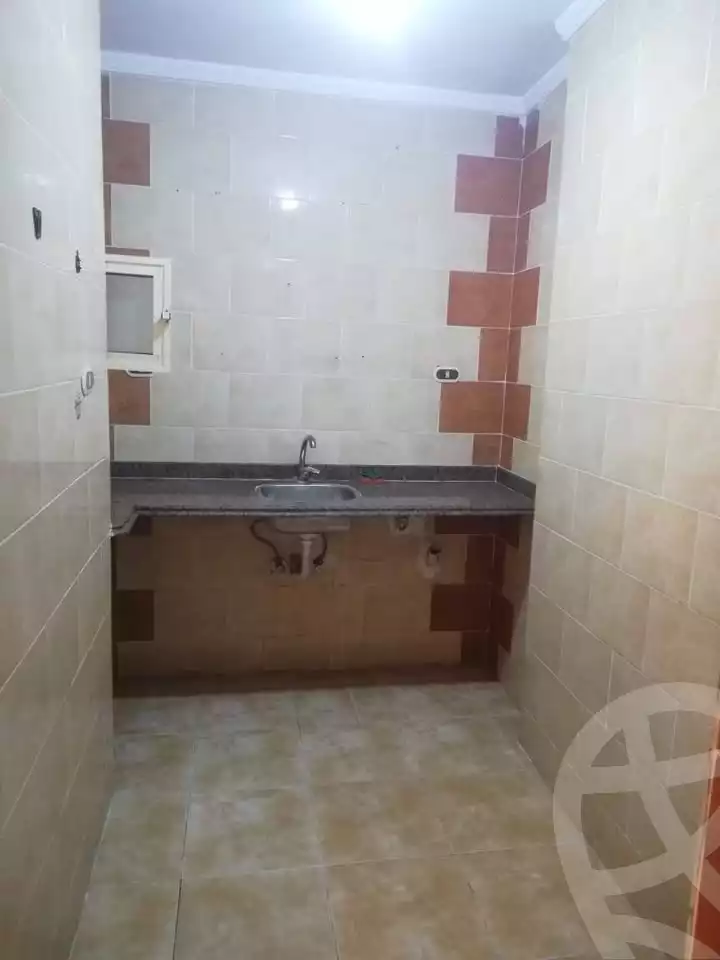 https://aqarmap.com.eg/en/listing/6465937-for-sale-alexandria-sydy-bshr-sydy-bshr-bhry-abo-rdees-st
