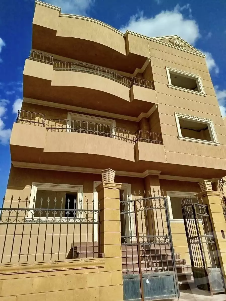 https://aqarmap.com.eg/en/listing/6470180-for-sale-cairo-6th-of-october-el-hay-el-motamyz-first-touristic-village-al-lewaa-mohammed-ezzat-el-zyadi-st