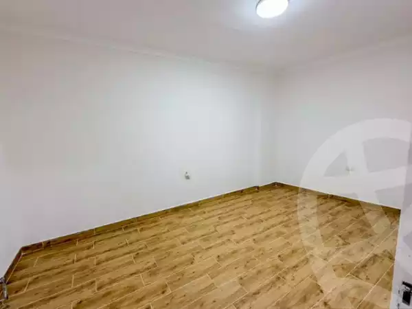 https://aqarmap.com.eg/ar/listing/6475340-for-sale-alexandria-sydy-bshr-sydy-bshr-bhry-shr-khld-bn-lwlyd