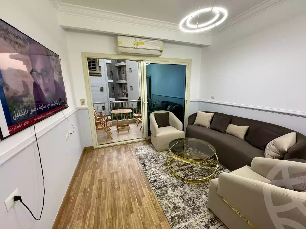 https://aqarmap.com.eg/en/listing/6476233-for-rent-cairo-el-sheikh-zayed-city-compounds-dh-drys