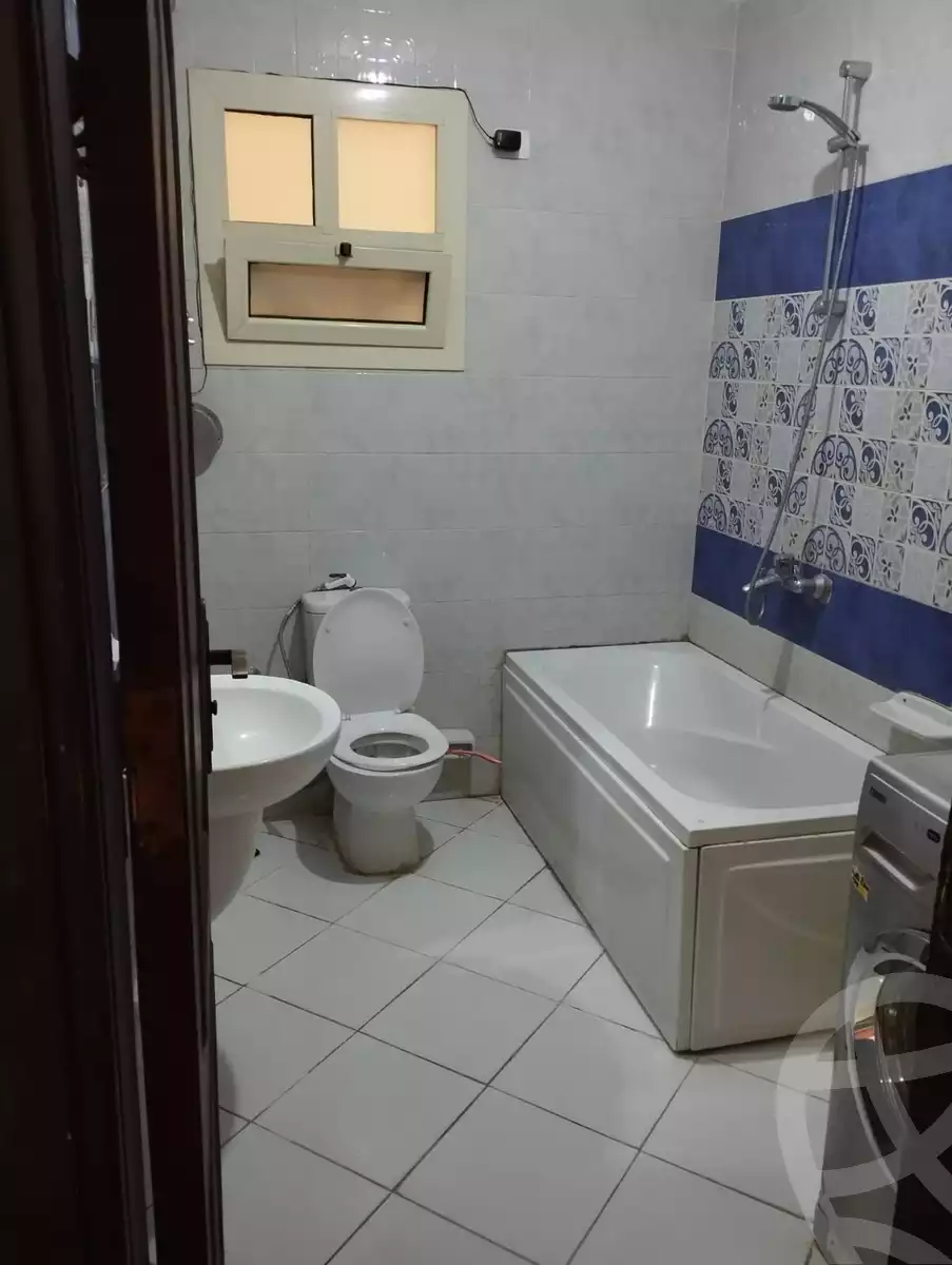 https://aqarmap.com.eg/en/listing/6477355-for-sale-cairo-el-sheikh-zayed-city-el-hay-elsabeaa-lbstn