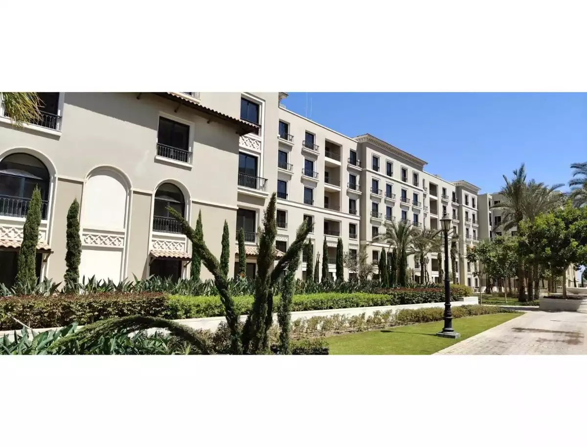 https://aqarmap.com.eg/ar/listing/6477827-for-sale-cairo-el-sheikh-zayed-city-compounds-kmbwnd-fyldj-wyst-dr-llttwyr