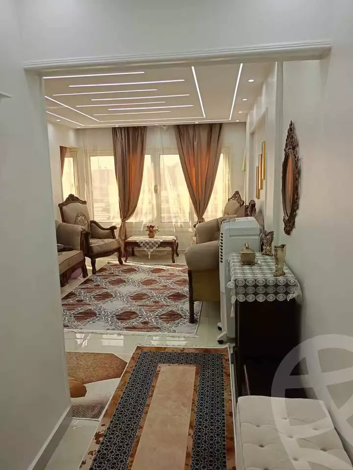 https://aqarmap.com.eg/ar/listing/6482174-for-sale-cairo-el-haram-shareaa-khatem-el-morsalen